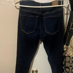 American eagle low rise size 2 short